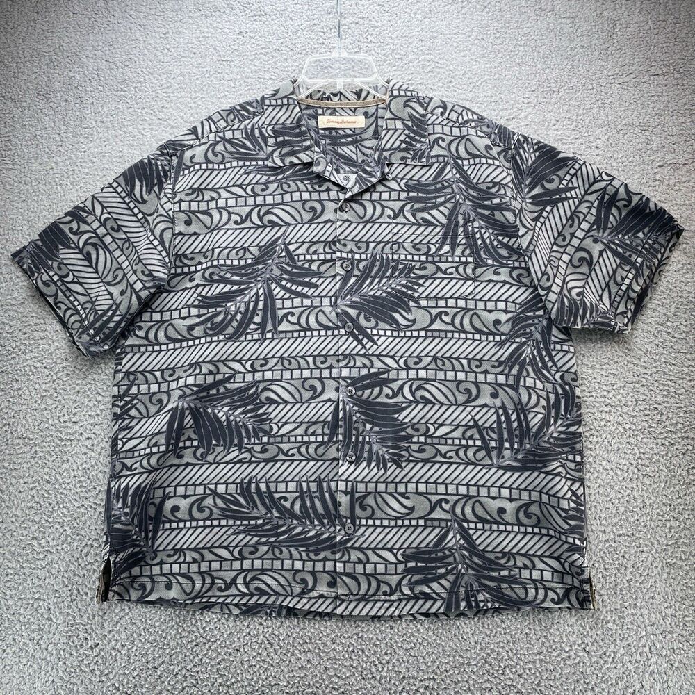 Tommy Bahama Shirt Mens XL Gray Black Hawaiian Silk Palm Print Aloha Camp